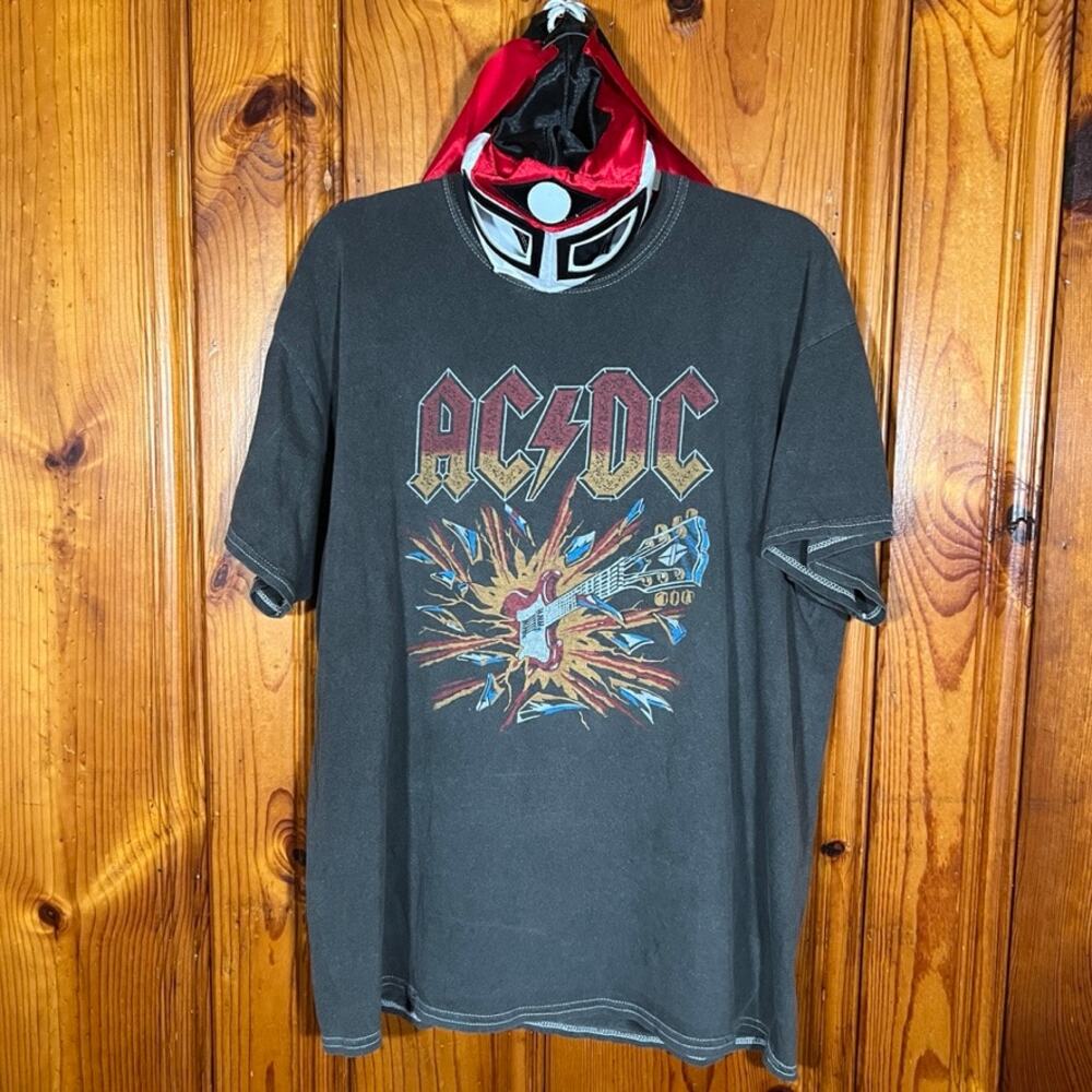 XL Y2K AC/DC T-Shirt faded Black